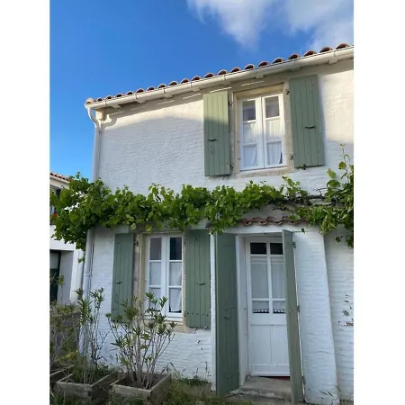 Maison La Couarde-Sur-Mer, 4 Pieces, 6 Personnes - Fr-1-258-134 Semesterbostad *