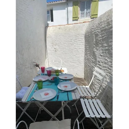 Maison La Couarde-Sur-Mer, 4 Pieces, 6 Personnes - Fr-1-258-134 * La Couarde-sur-Mer